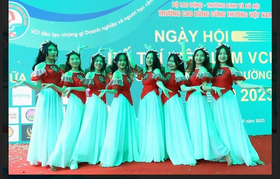 CHƯƠNG TRÌNH TỌA ĐÀM ĐỊNH HƯỚNG NGHỀ NGHIỆP SINH VIÊN K6, K7 TRƯỚC KỲ THỰC TẬP TỐT NGHIỆP