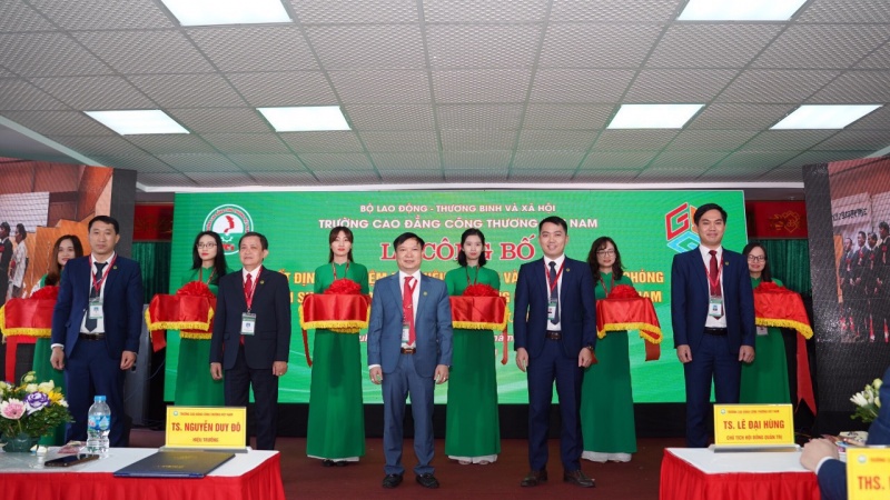 Trường CĐ Công Thương Việt Nam: Khai trương Văn phòng tuyển sinh tại Học viện Nhật ngữ GAG