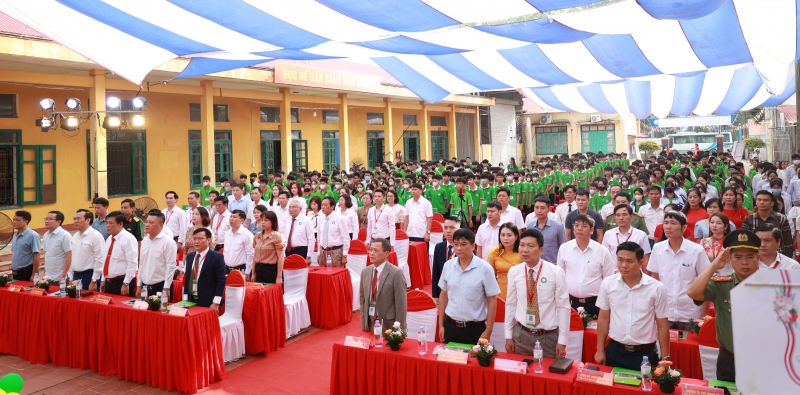 Phú Bình, Thái Nguyên: Ngày càng nhiều phụ huynh gửi gắm tương lai con em tại Trường CĐ Công thương Việt Nam
