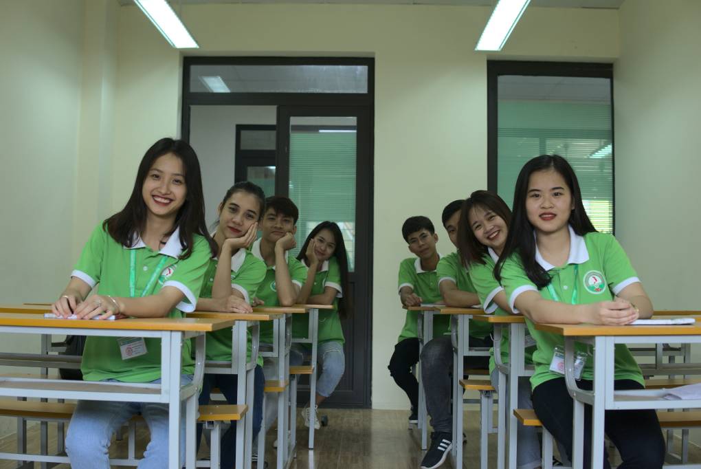 TUYỂN SINH CAO ĐẲNG QUẢN TRỊ KINH DOANH