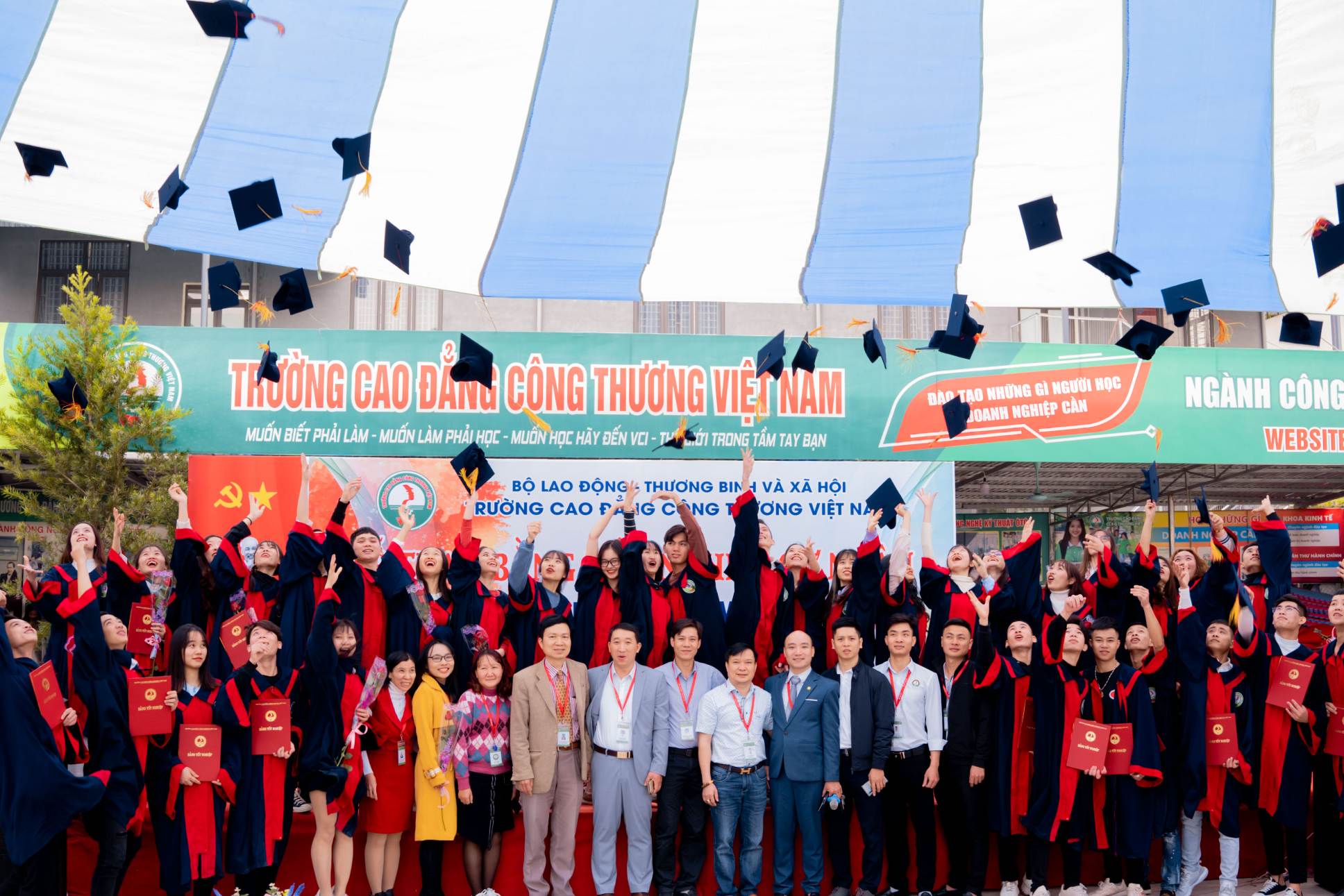 Ngành Dịch vụ pháp lý doanh nghiệp