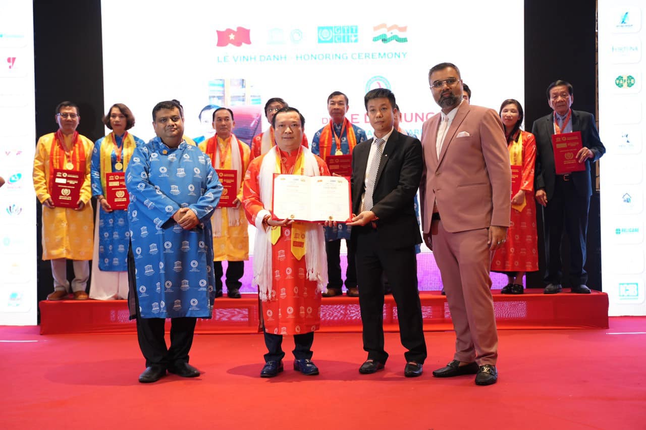 Trường Cao đẳng Công thương Việt Nam vinh dự đón nhận danh hiệu: Cơ sở giáo dục tiêu biểu Châu Á – Thái Bình Dương