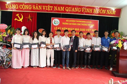 Nhà trường bắt tay với doanh nghiệp: Lời giải cho bài toán nhân sự ngành Du lịch